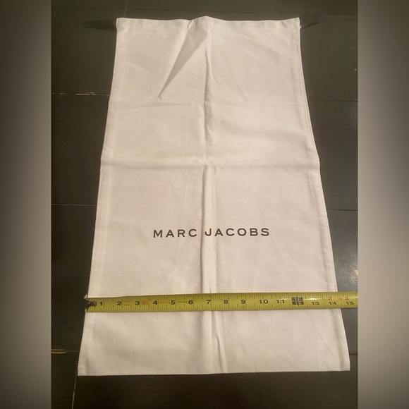 2 BIG MARC JACOBS DUST BAGS - Picture 4 of 6